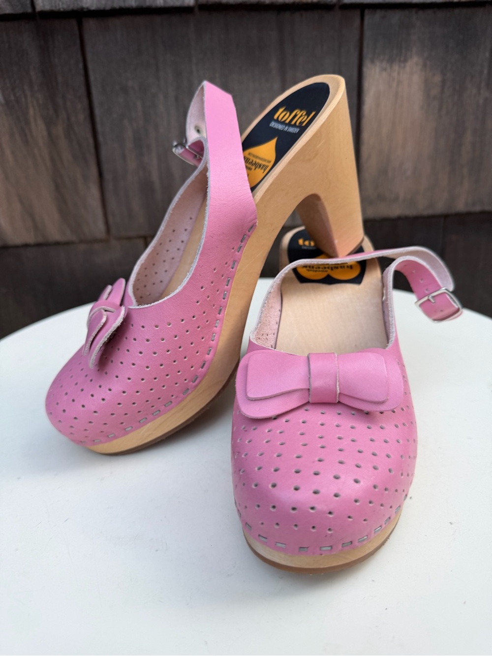 Toffel Hasbeens wood clogs pink leather & bows heels Sz 7 made in Sweden.